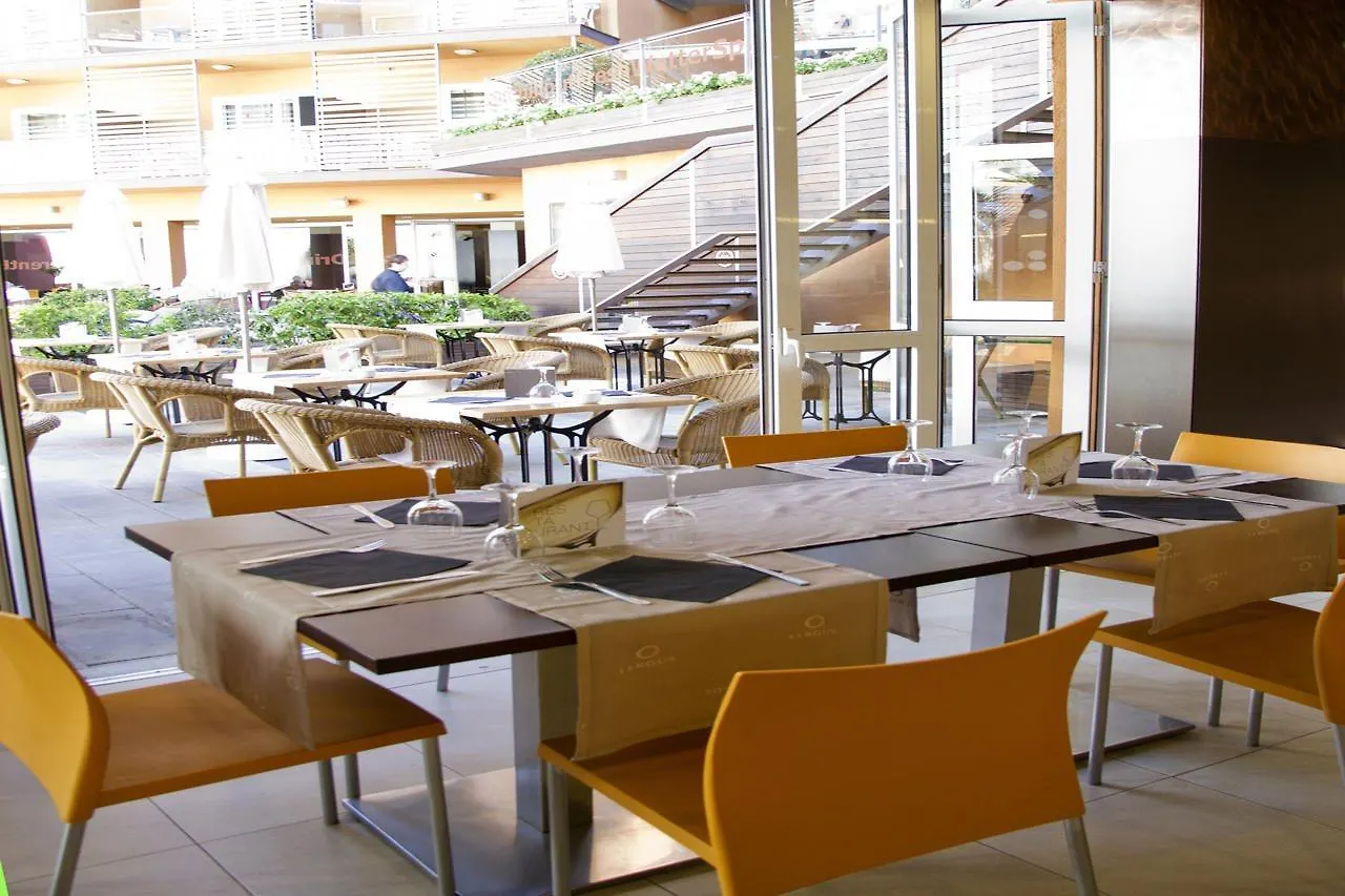ALEGRIA Plaza Paris Hotel Lloret de Mar