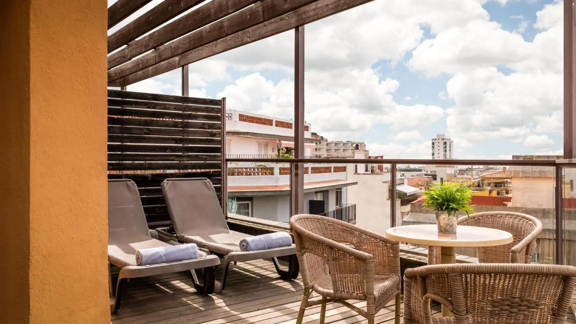ALEGRIA Plaza Paris Hotel Lloret de Mar