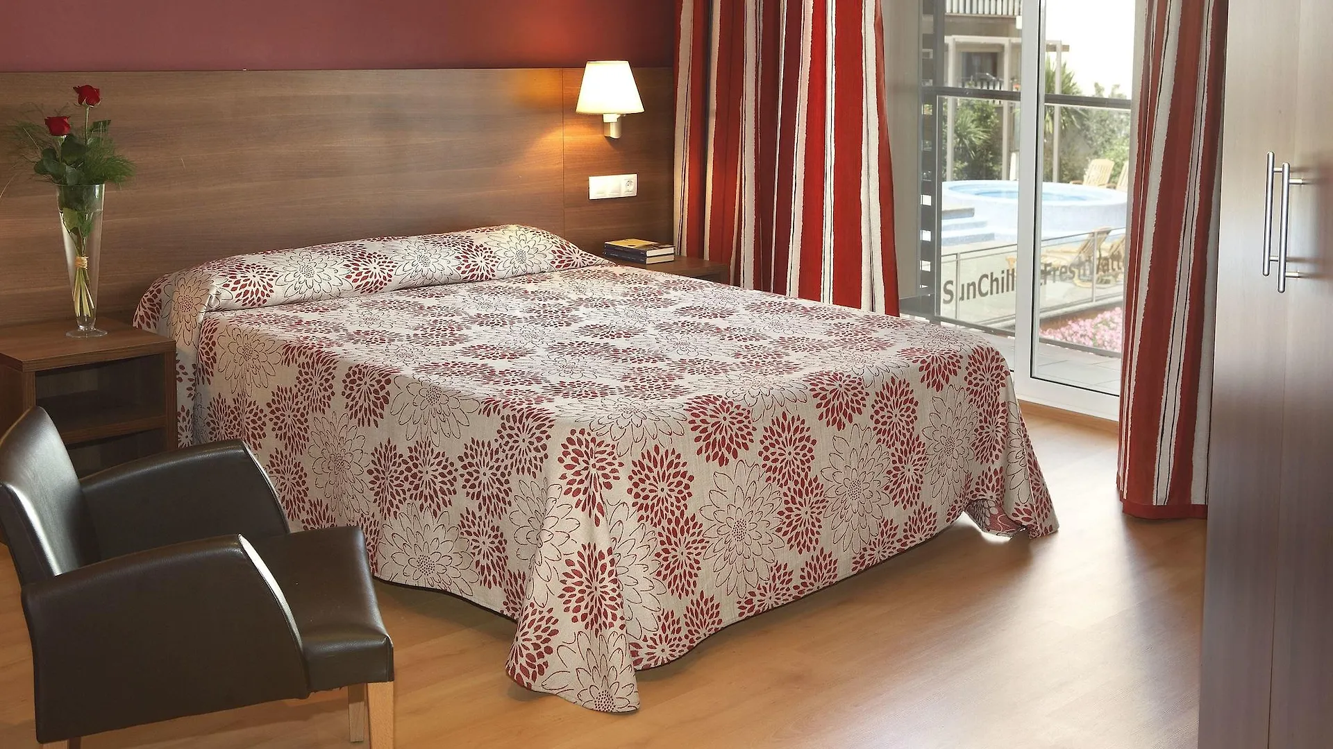 Alegria Plaza Paris 4*Sup Otel Lloret de Mar